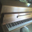 PIANO vertical YAMAHA M1J