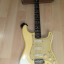 Fender Stratocaster AVRI 62 Olympic White Relic