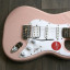 Fender Squier Bullet Stratocaster SHELL PINK Limited Edition HSS