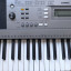 YAMAHA Digital Keyboard E353