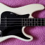 Bajo Epiphone by Gibson rock bass White años 80s