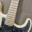 fender stratocaster american deluxe 2008  white pearl metallic