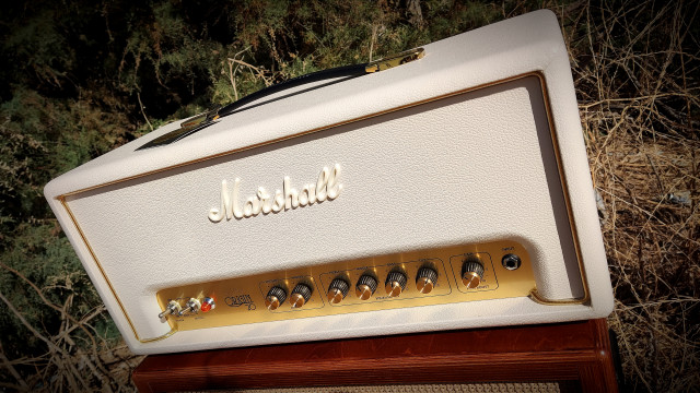 o Cambio: STACK Marshall Origin 20 Head Cream Levant Limited Edition + Cabs Sinmarc 1x12 y 4x8