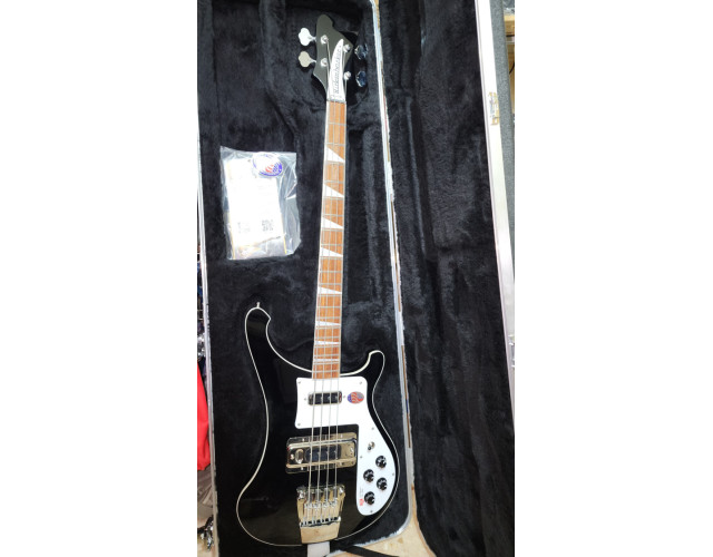 Rickenbacker 4003 Jetglo 2026. Nuevo sin estrenar.