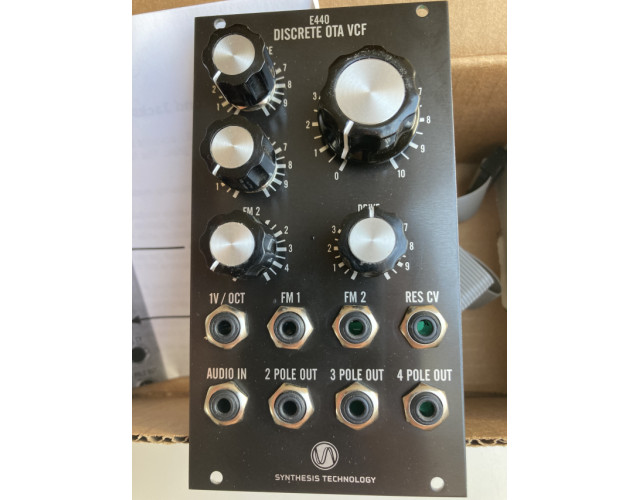 E440 Synthesis Technology – Filtro eurorack