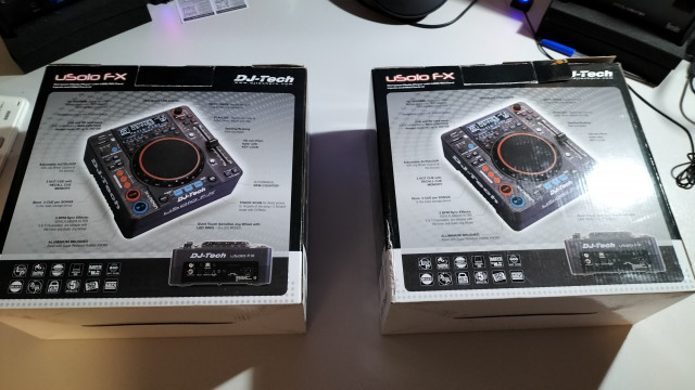 2 Reproductores/Controladores MIDI Dj Tech uSolo Fx +Mesa Dj Tech X10