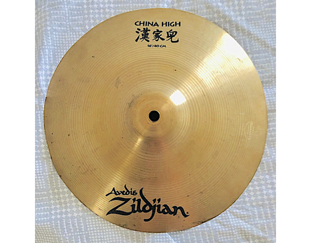 Zildjian China High 16" (40cm). Recortado profesional a 31cm