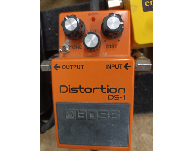 Boss DS - 1 Keeley