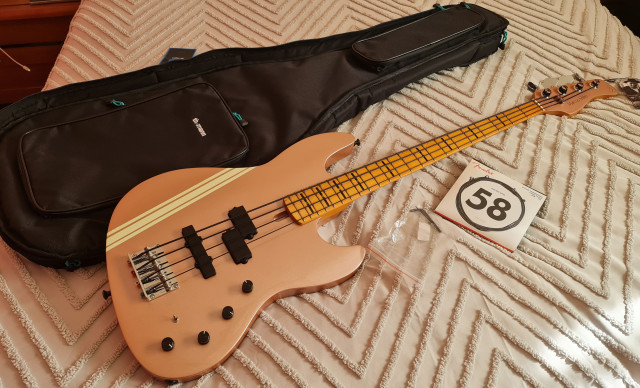 Sire Marcus Miller U7 RGD Rosegold NUEVO Y CON EXTRAS