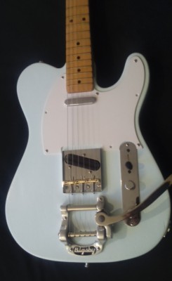 Telecaster Surfer con Bigsby
