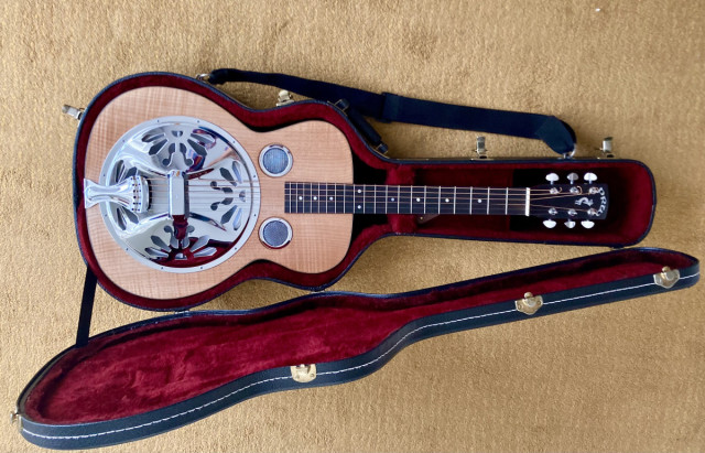 Guitarra DOBRO para Bluegrass y Country del luthier PRW.