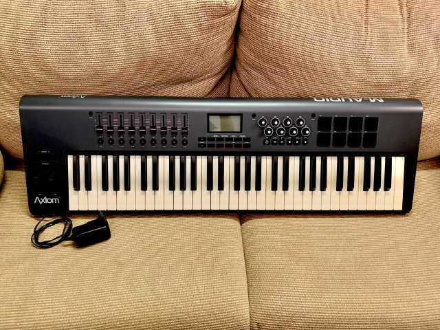 M audio axiom y keystation