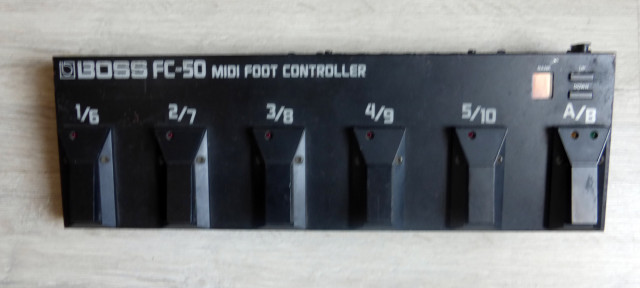 RESERVADO-Controlador midi Boss FC-50