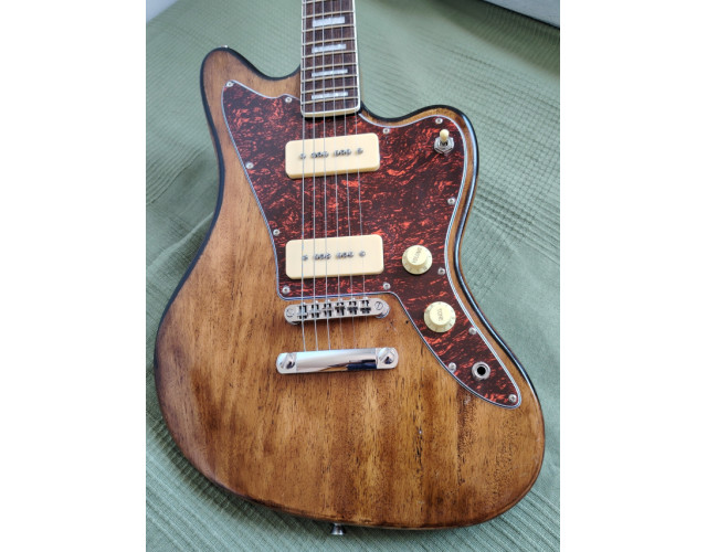 Guitarra Elg estilo Jazzmaster