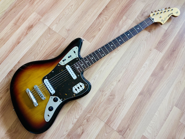 Fender Jaguar Baritone Custom Japan