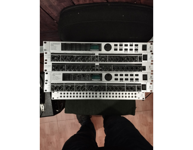 Unidades en formato rack para estudio y directo.