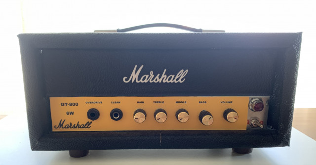 Amplificador de válvulas 6w clon Marshall.