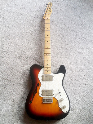 Fender Telecaster Thinline '72 ( Classic Series )