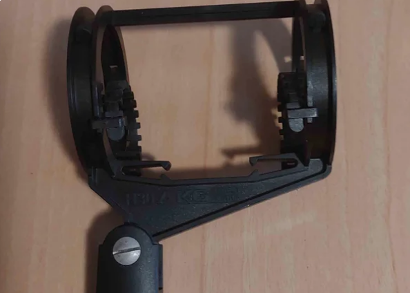 Pinza de microfono AKG H30
