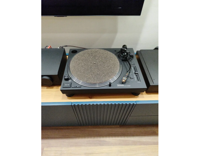 Technics SL 1210 MK7