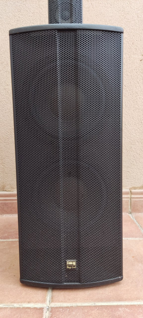 Line Array Stage Line C-RAY/8