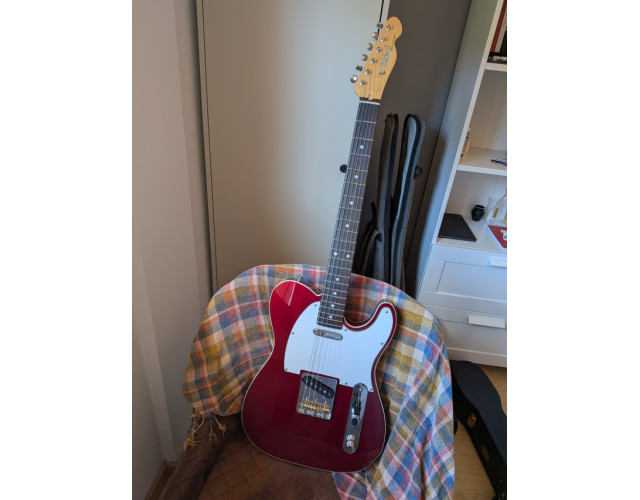 Tokai Telecaster Japonesa ATE106b sin pastillas y mejorada