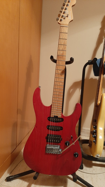 charvel pro mod dk24 red ash HSS