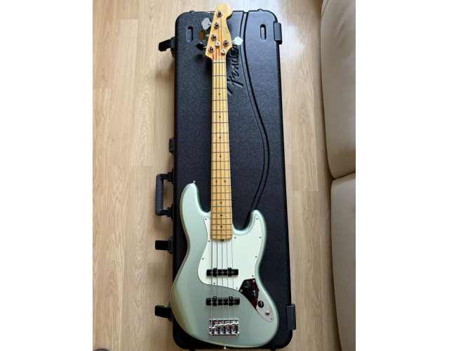 Fender AM Pro II Jazz Bass V