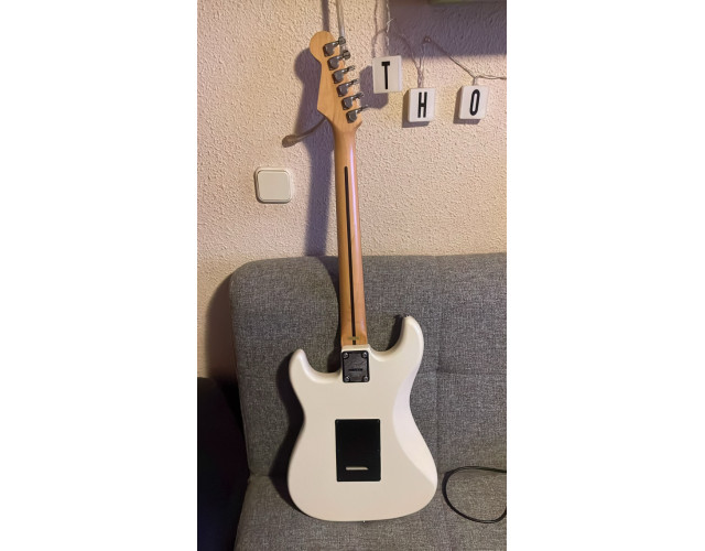 Guitarra Samick modelo Stratocaster