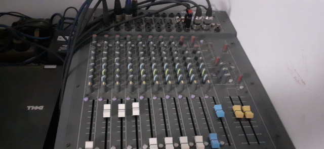 Mix Soundcraft Spirit Folio  F-100