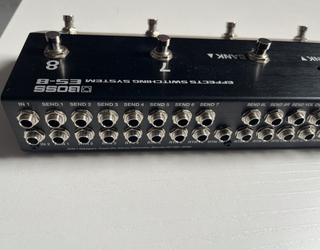 Boss ES-8 Effects Switching System de segunda mano por 500 € en