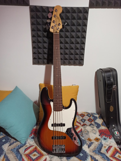 Fender Player Jazz Bass 5 cuerdas.