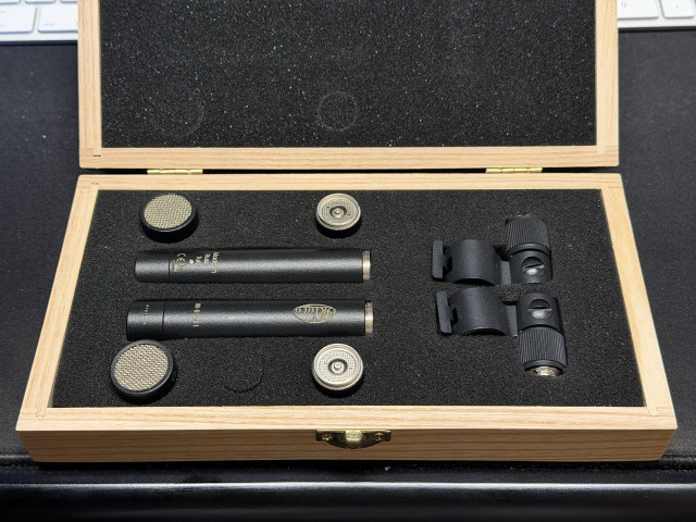 Micrófonos Oktava MK-012-01 Par Negro