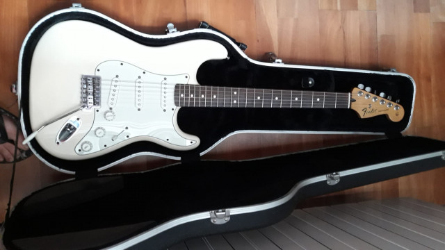 Fender Stratatocaster Mex (Nuevas Fotos)