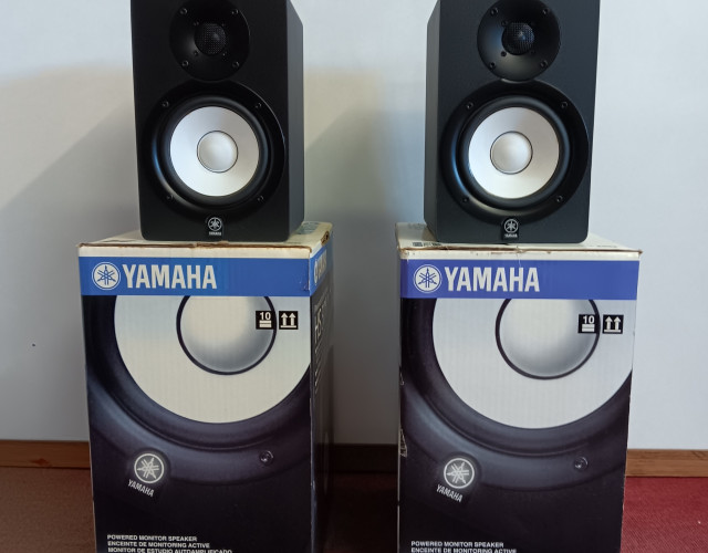 Pareja Monitores Yamaha HS 50M