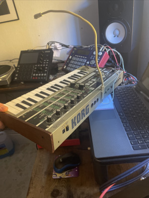 Vendo korg microkorg mkI sintetizador