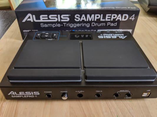 Vendo Alesis SamplePad4 Nuevo.sin uso en Garantia .