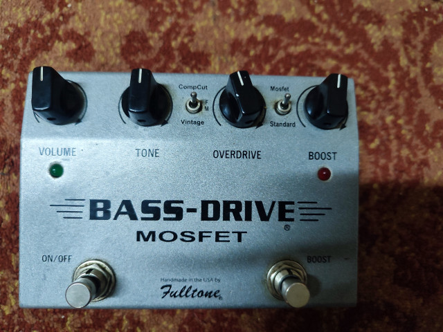 Fulltone bassdrive pedal bajo overdrive