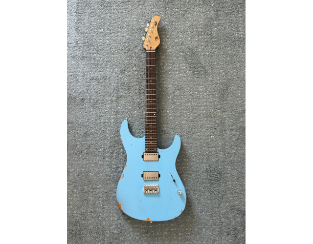 Mayones aquila aged 6 monolith daphne blue