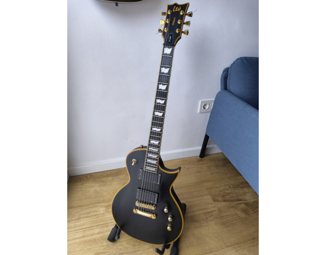 ESP LTD EC-1000 Deluxe EMG + Hard Case