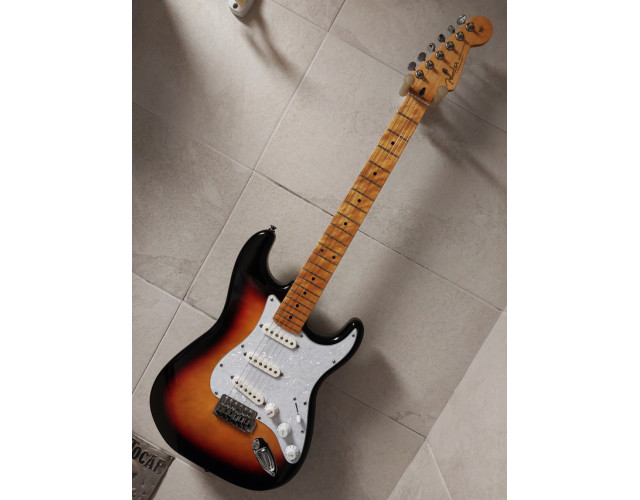 Guitarra Stratocaster "Part-Caster"