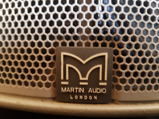 Altavoces MARTIN AUDIO Aq-5 con Soporte