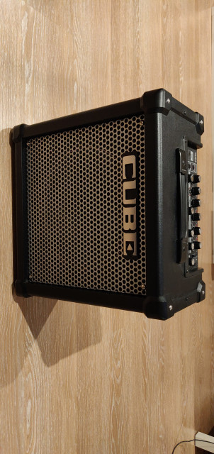 Roland CUBE 40GX