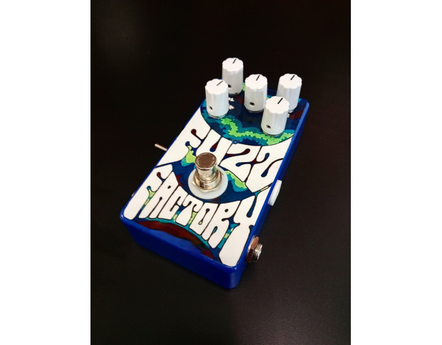ENVIO INCLUIDO Tipo FUZZ Factory Germanio Vertical