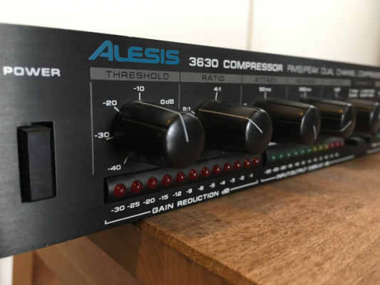 Alesis 3630 compressor