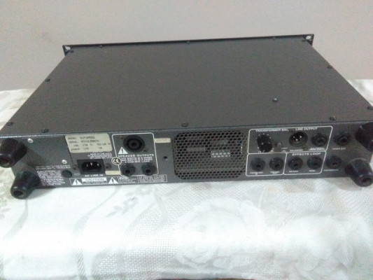Amplificador Ampeg SVT3 Pro