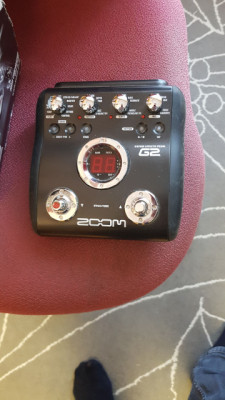 zoom guitar effects pedal G2