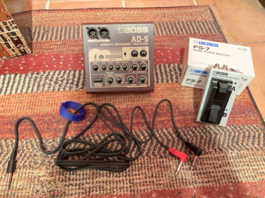 Pack BOSS AD-5 (previo/procesador acústica) + BOSS FS7 + cable Roland TRS