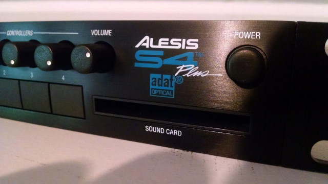 Alesis S4 Plus / S4+
