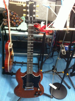 Gibson SG faded